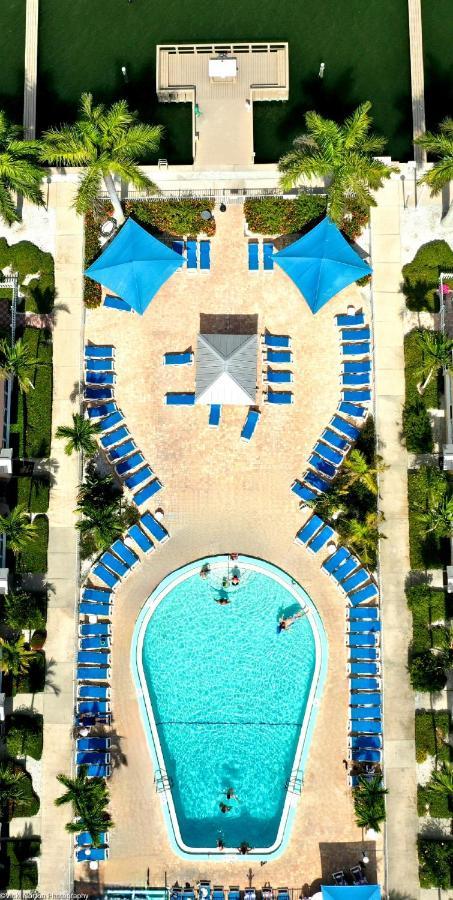 Barefoot Beach Resort Клиъруотър Бийч Екстериор снимка