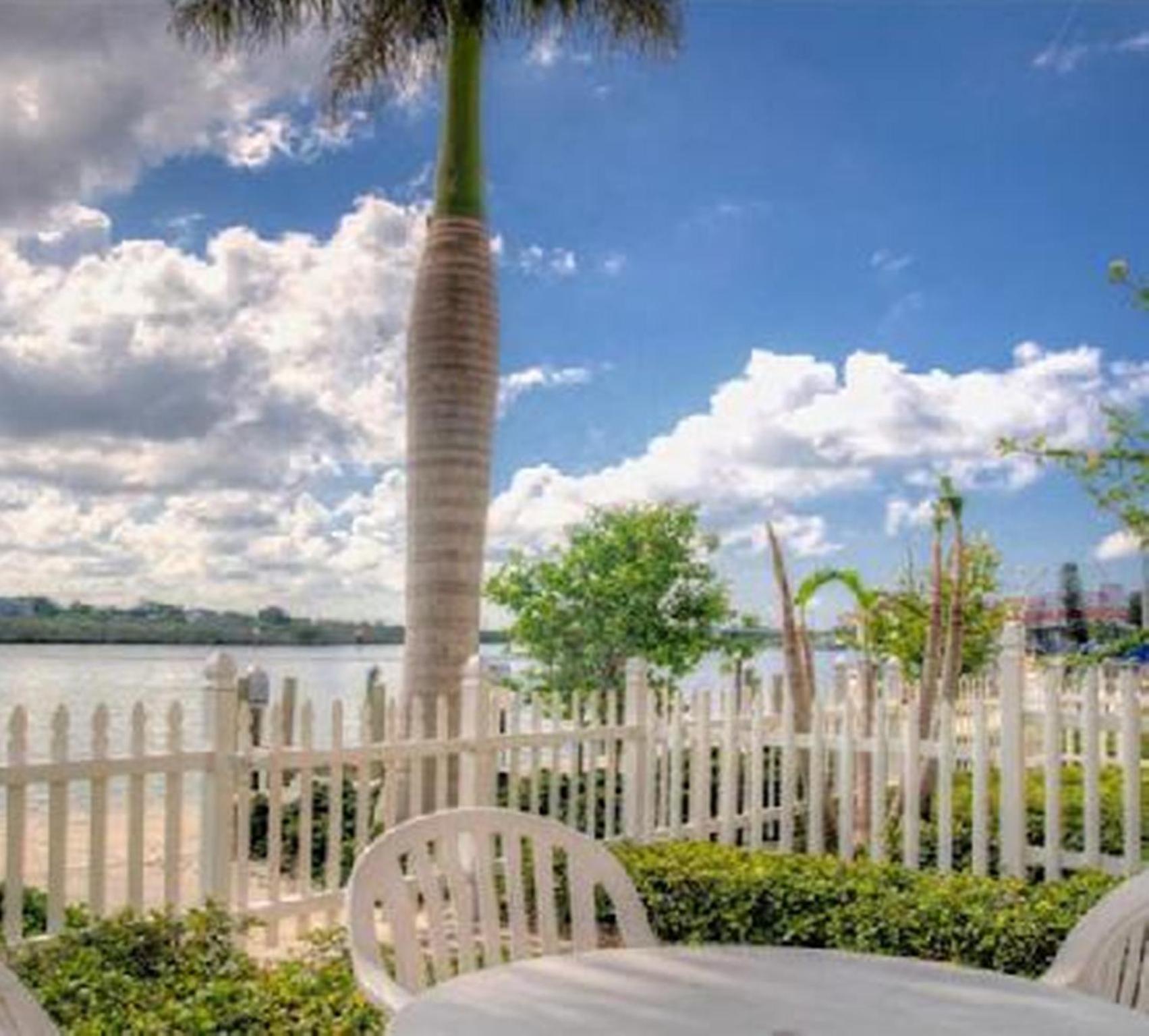 Barefoot Beach Resort Клиъруотър Бийч Ресторант снимка